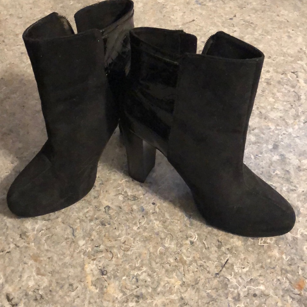 Victor Alfaro booties